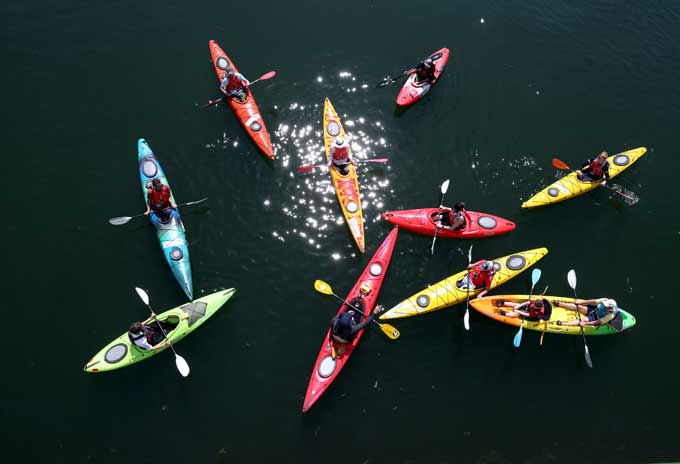 Seafest---Kayakers-in-the-water_opt