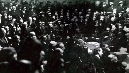 First republican council Jan 1920