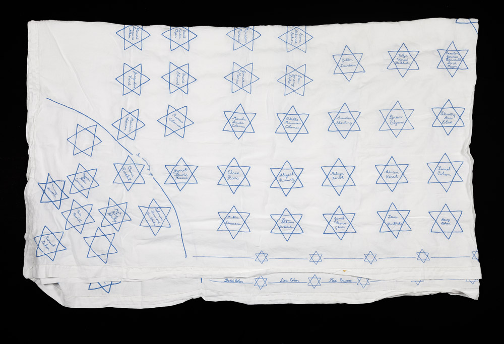 L2016.1.23-B10.8-Wall-Hanging-Cork-Jewish-Synagogue-270x165cm-01