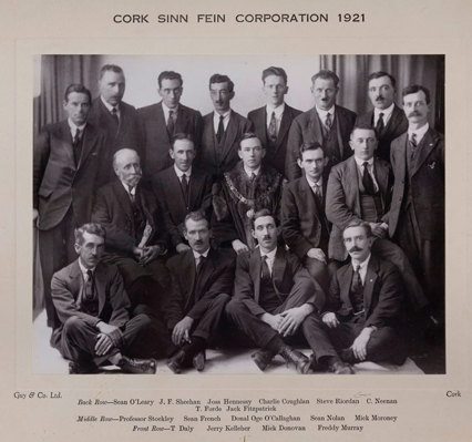 L1988.4-D2.10-Photo-Sinn-Fein-Members-of-Cork-Corporation-City-Council-1921-120-x-80cm