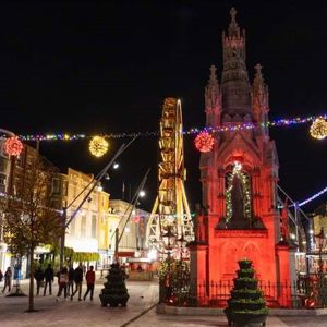 Grand Parade Lit Up In In Red (8)